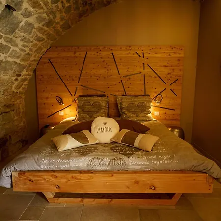 Penzion Lesoleilo Suite Chateau Ou Baume Mostuéjouls