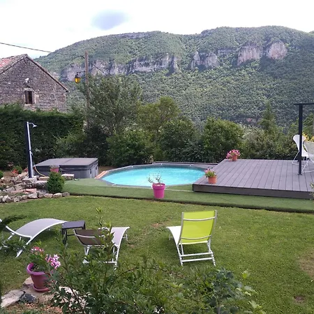 Lesoleilo Suite Chateau Ou Baume 4*