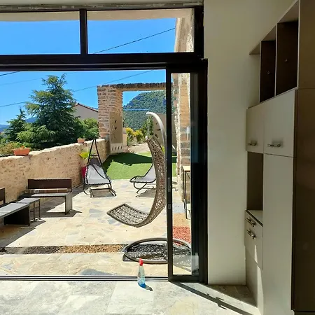 Penzion Lesoleilo Suite Chateau Ou Baume 4*