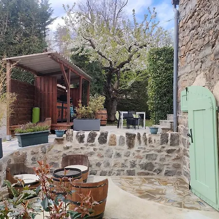 Penzion Lesoleilo Suite Chateau Ou Baume