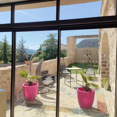 Penzion Lesoleilo Suite Chateau Ou Baume Mostuéjouls