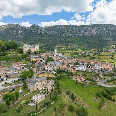 Lesoleilo Mostuéjouls