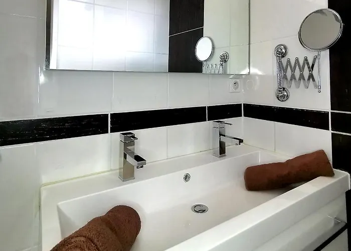 Lesoleilo Pensión Mostuéjouls