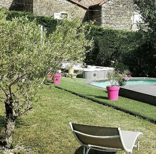 Lesoleilo Pensión 4*