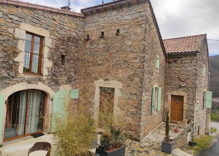 Lesoleilo Pensión 4*