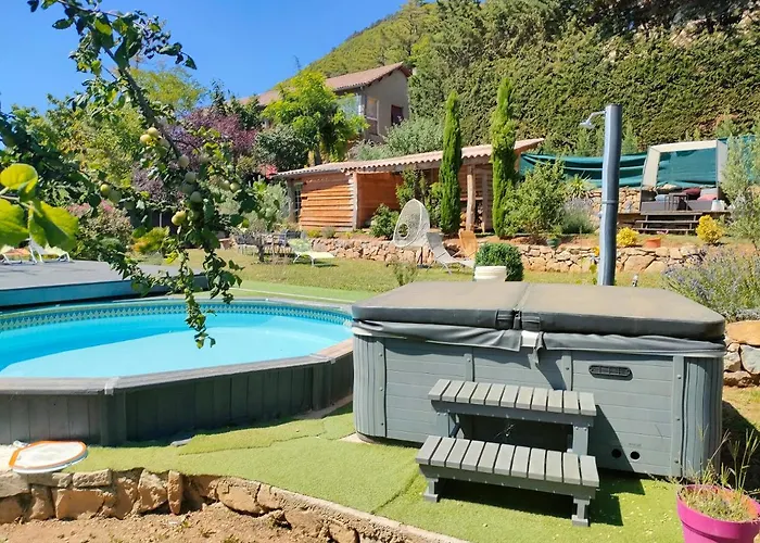 Lesoleilo Gasthuis Mostuéjouls