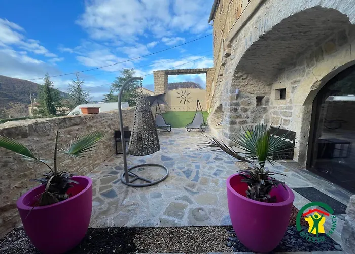 Lesoleilo 4* Mostuéjouls