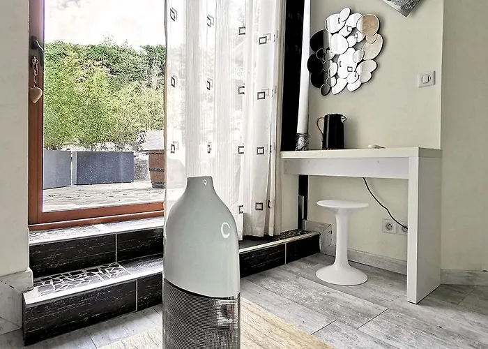 Lesoleilo Pensión 4*